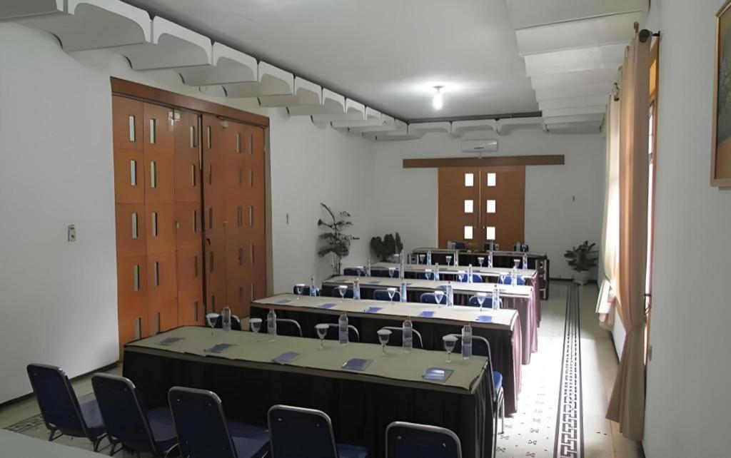 Riche Heritage Hotel Alun Alun מאלאנג מראה חיצוני תמונה