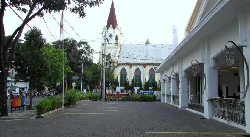 Riche Heritage Hotel Alun Alun מאלאנג מראה חיצוני תמונה